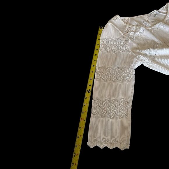 Soft Girl Coquette Lace Top Beach Sz M Fairy Y2K White Vacation Travel Keyhole - Picture 13 of 16